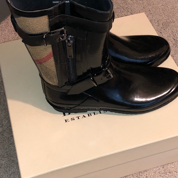 Burberry Biker Rubber Boots - Picture 7 of 14